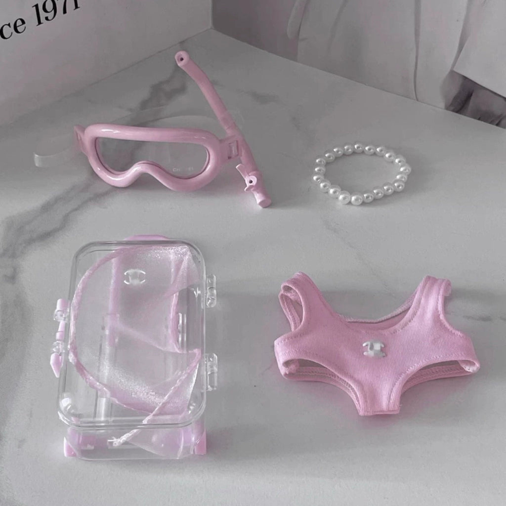17cm Labubu Keychain Doll Outfit - Chanel-Style Diving Suit Set (Luxury Vinyl Costume for Blind Box Figures)