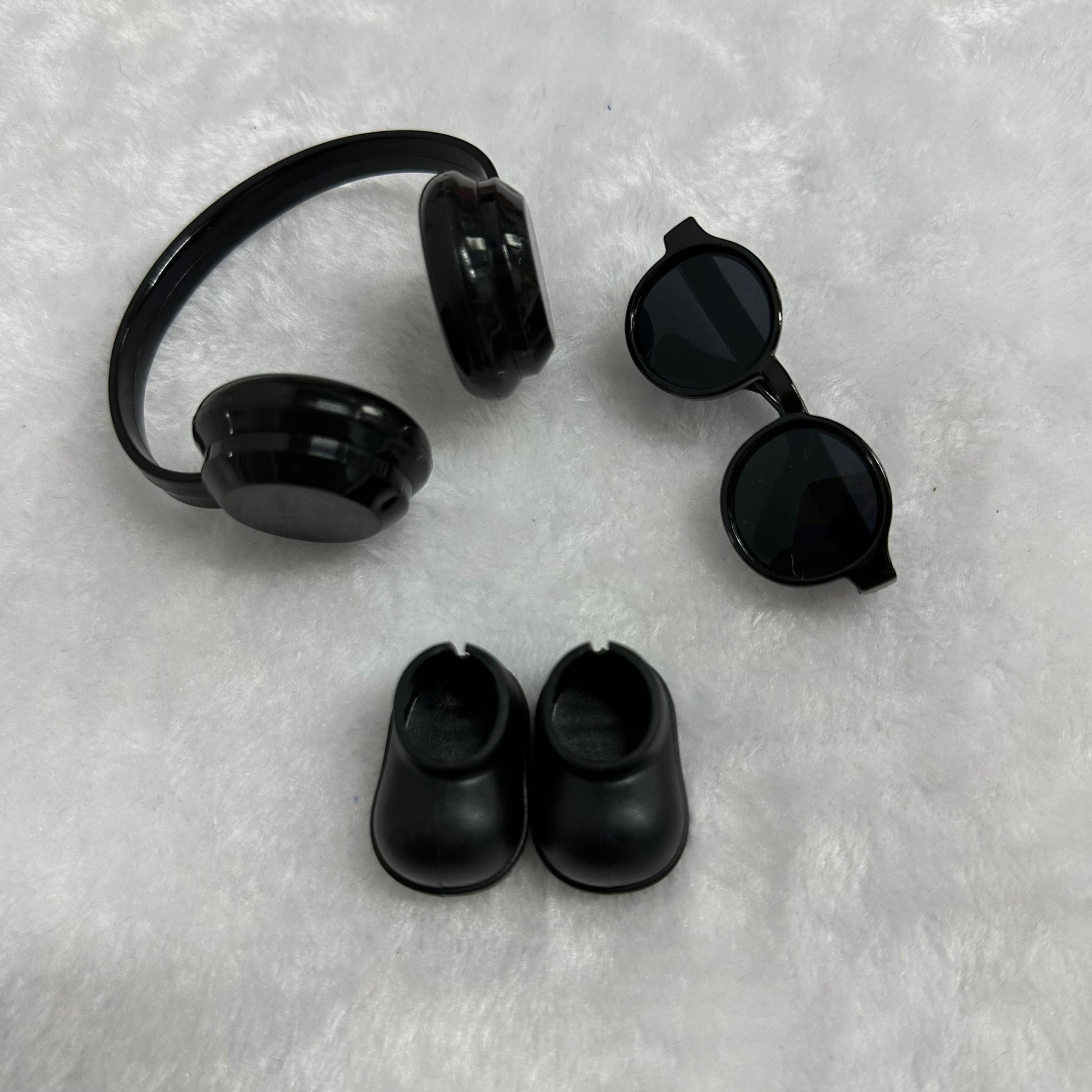 Labubu Accessories Listing (Headphones + Shoes + Glasses)  DZQY