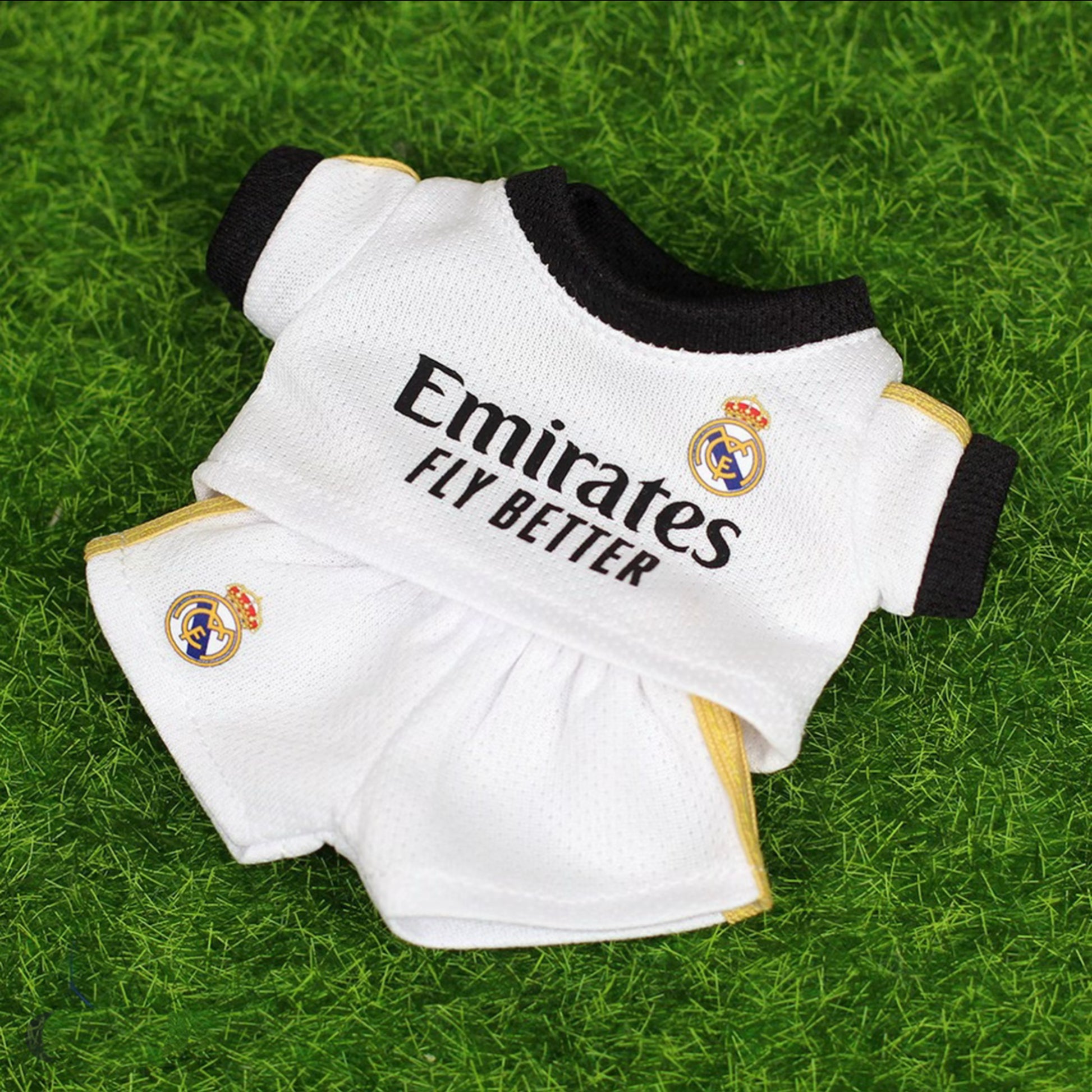 Real Madrid Labubu jersey1.0 PLUSH Kit FULL Set